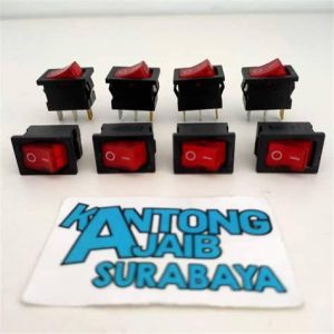 SWITCH ROKER 3PIN KOTAK 30X13 +LAMPU